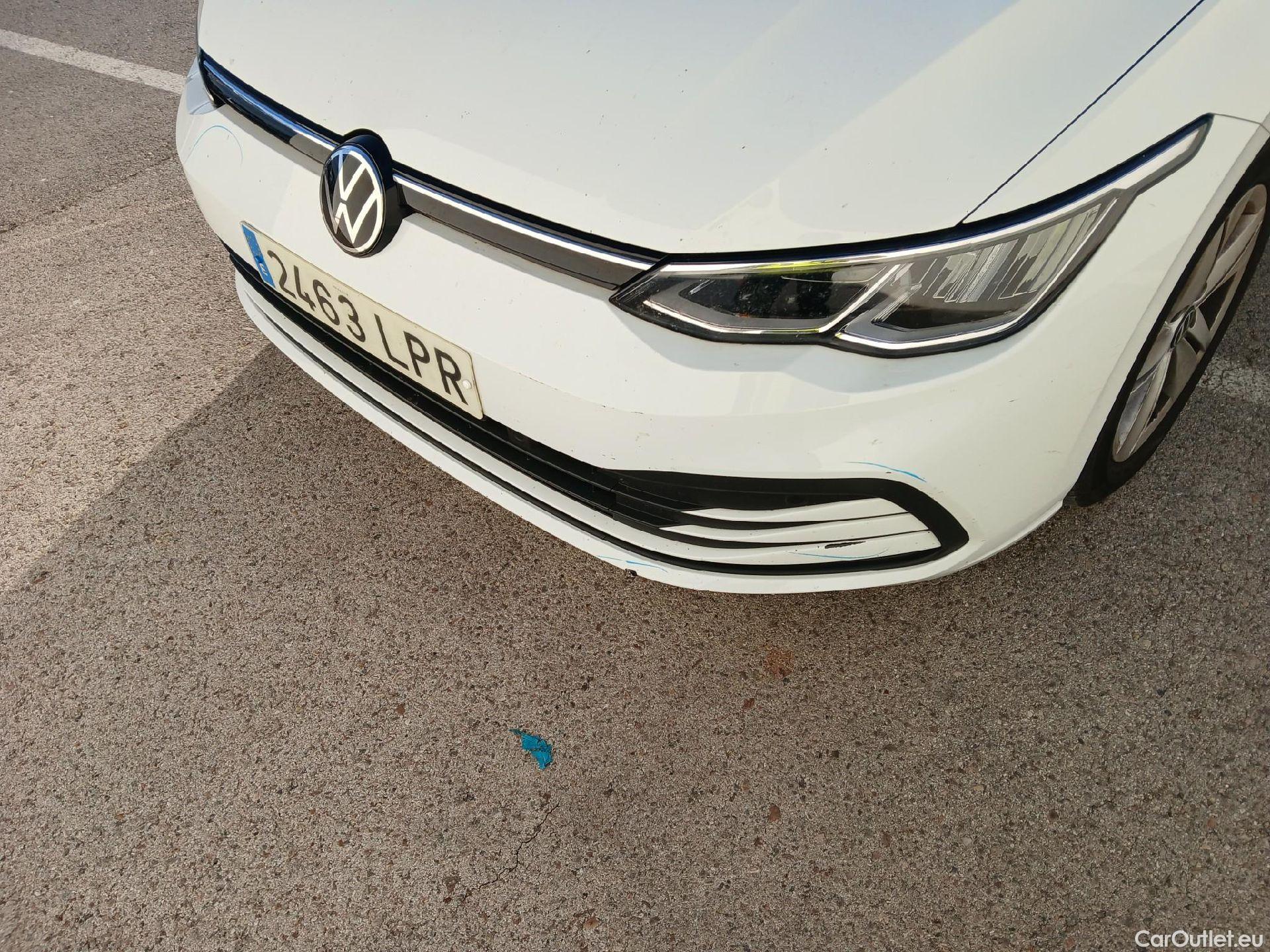  Volkswagen  Golf  VOLKSWAGEN / 2020 / 5P / familiar Life 1.5 eTSI 110kW (150CV) DSG Variant #19