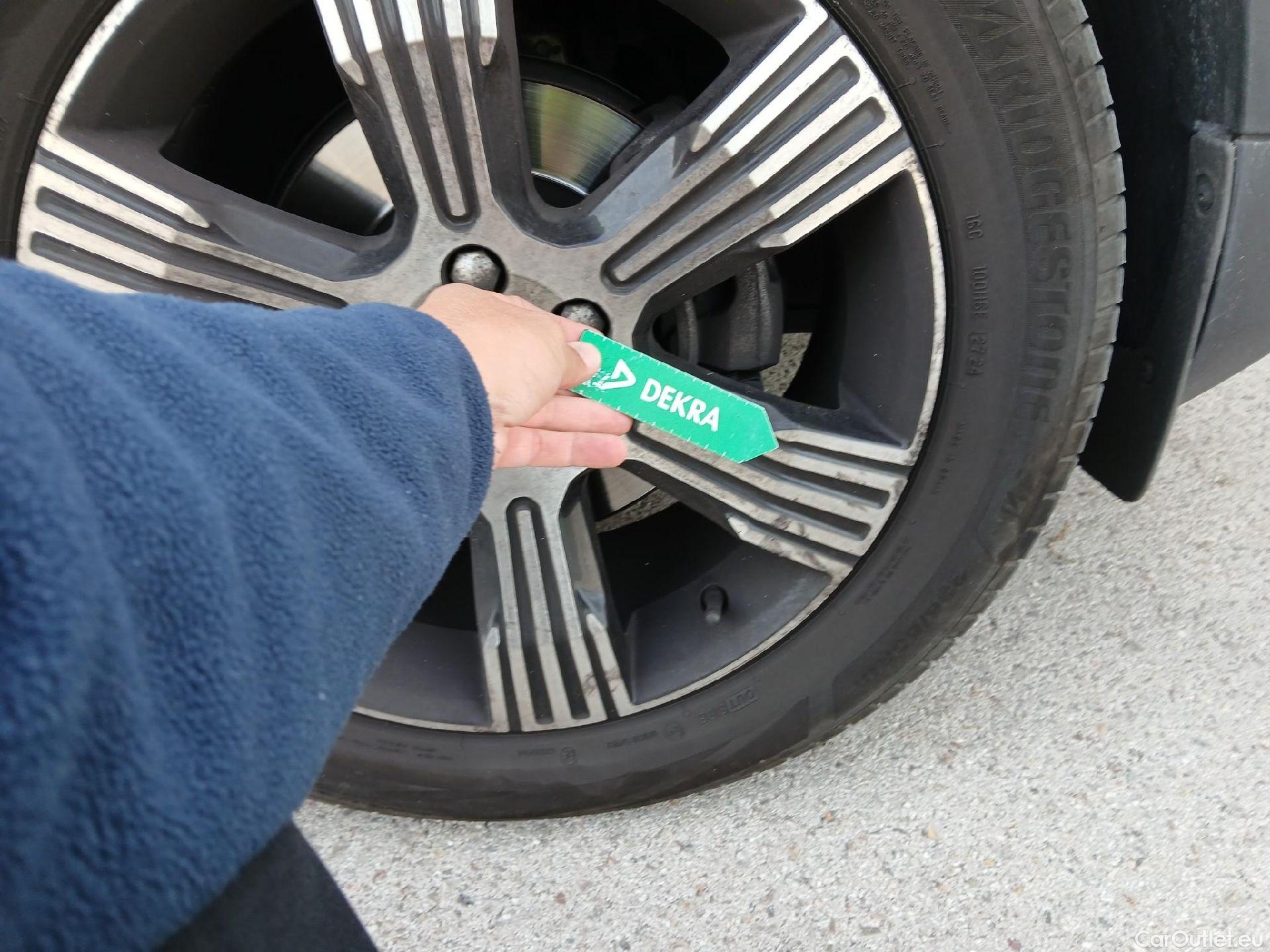  Volvo  XC 40 VOLVO XC40 / 2017 / 5P / todoterreno 1.5 T3 Inscription #6