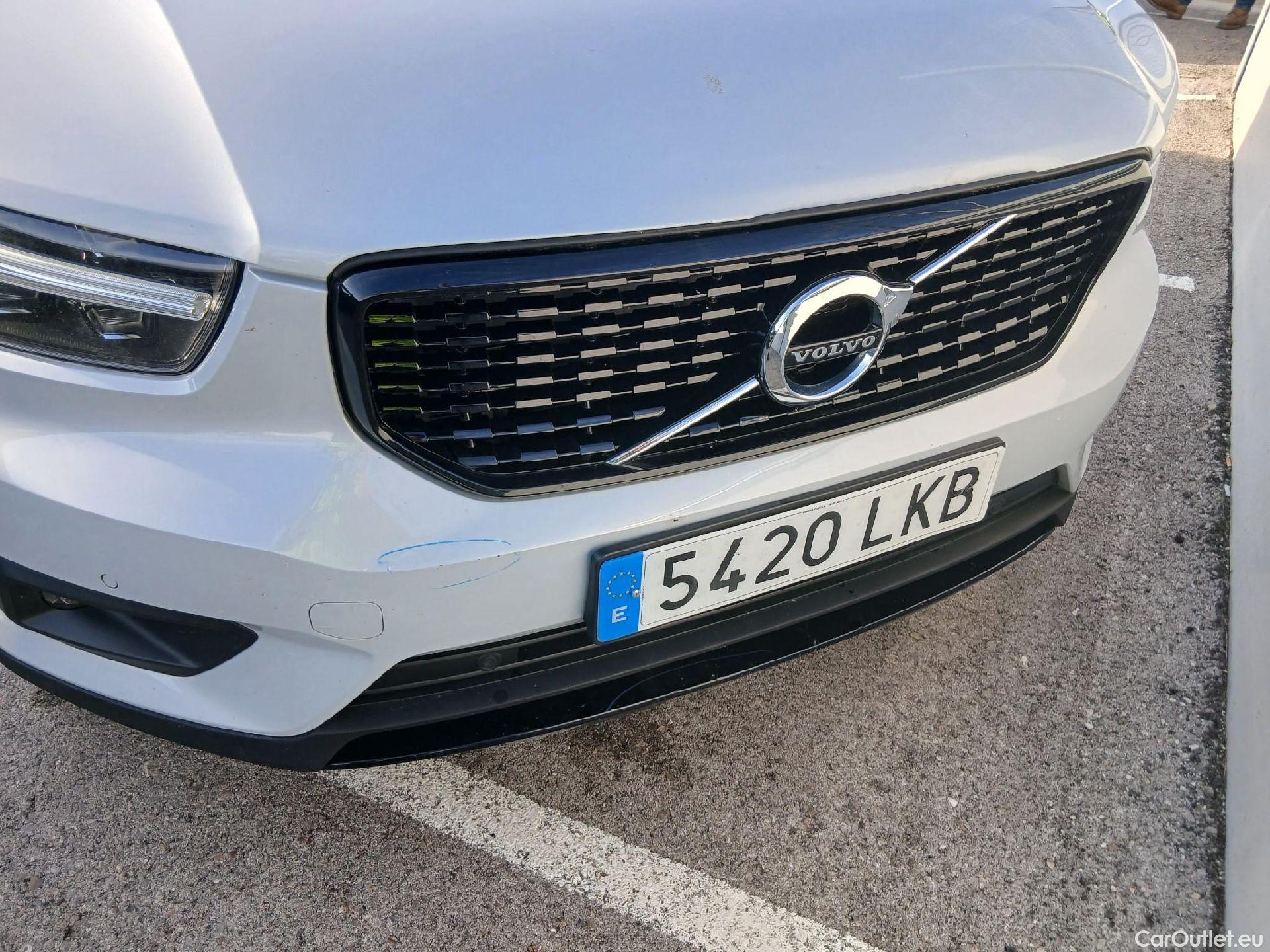  Volvo  XC 40 VOLVO XC40 / 2017 / 5P / todoterreno 1.5 T4 Twin Recharge R-Design Exp Auto #14