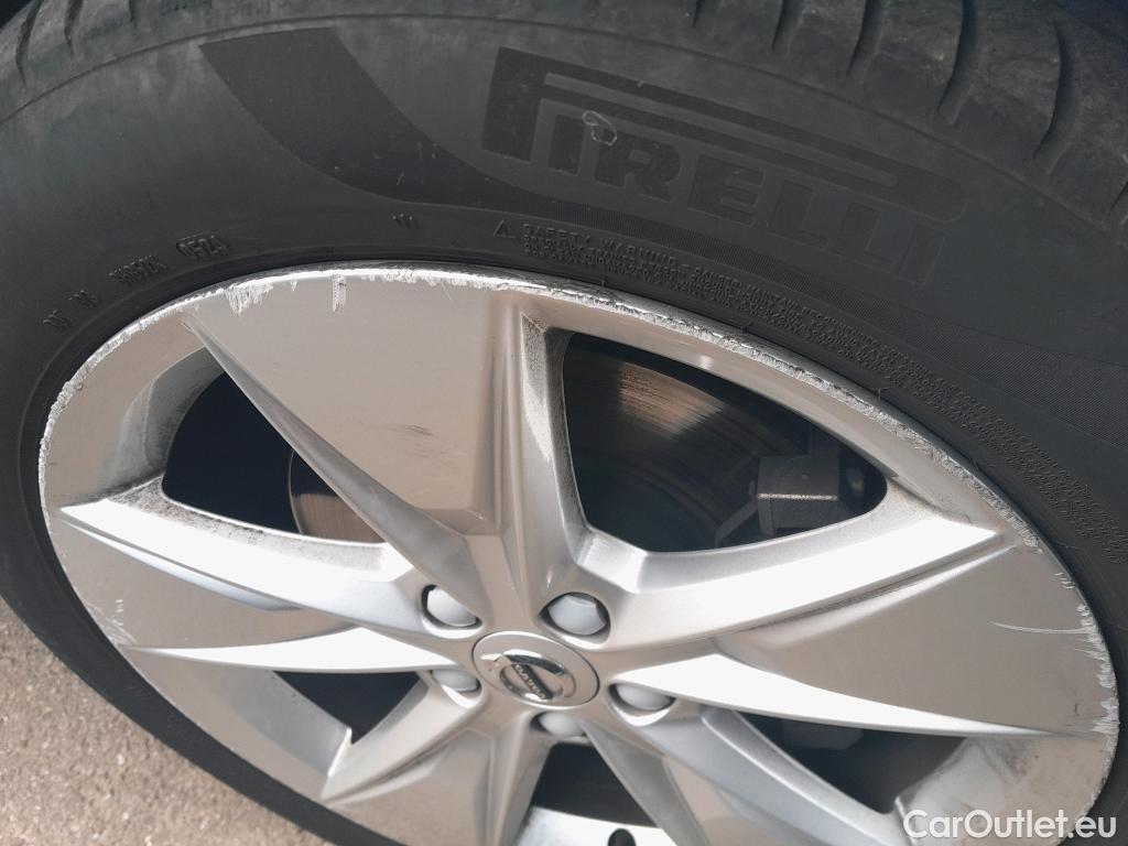  Volvo  V60 VOLVO  Cross Country / 2018 / 5P / familiar 2.0 D4 Auto AWD #17