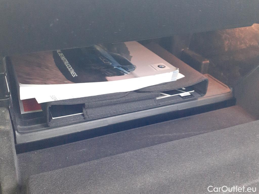  Bmw  X1 BMW  / 2019 / 5P / todoterreno sDrive18d #25