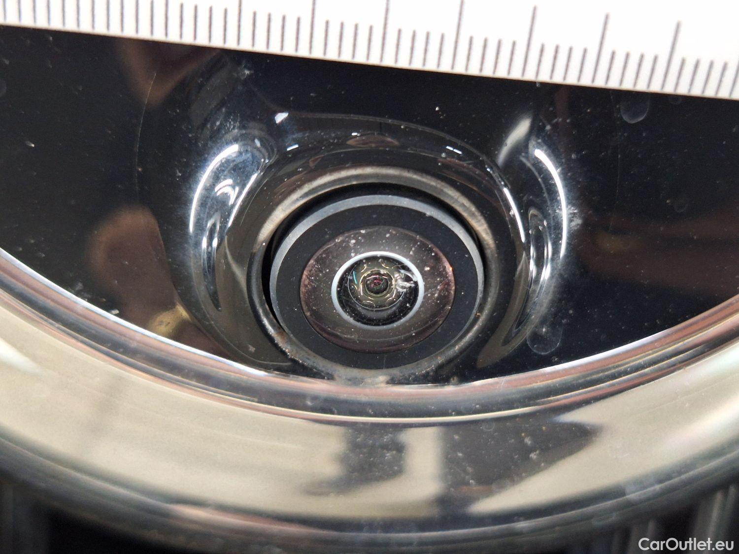  Volvo  XC60 Volvo,  FL'21, Volvo  B4 P Geartronic Momentum Pro 5d #2