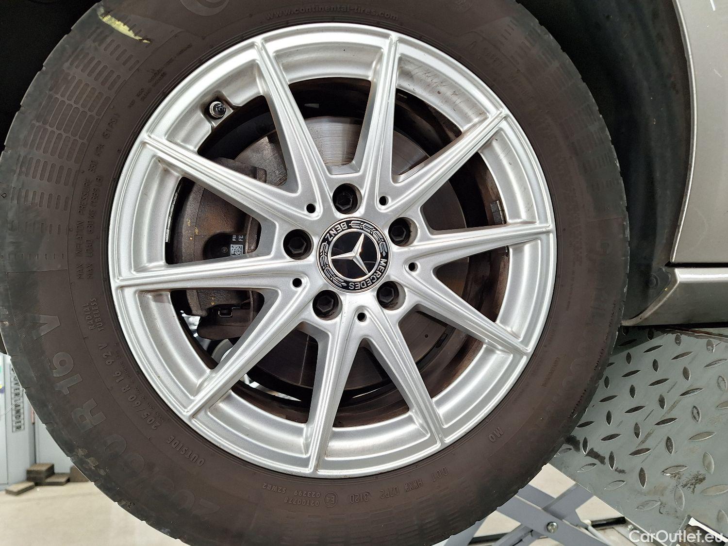  Mercedes  CLA-Klasse Mercedes, CLA-Class SB '19, Mercedes-Benz CLA Shooting Brake CLA 180 d Busines #4