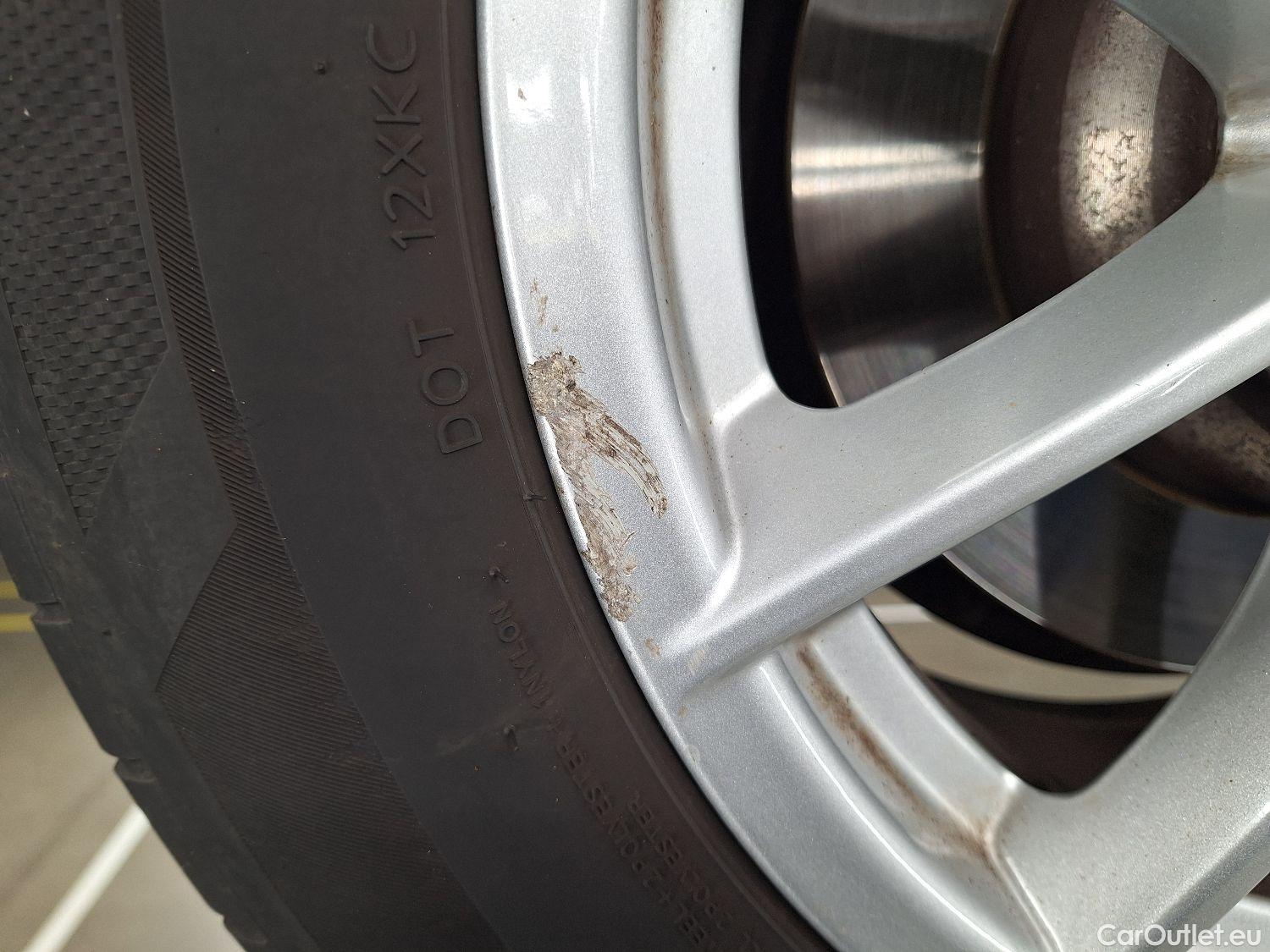  Bmw  Serie 5 BMW, 5-serie To FL'20, BMW 5 Reeks Touring 520d Aut. (140 kW) 5d #2