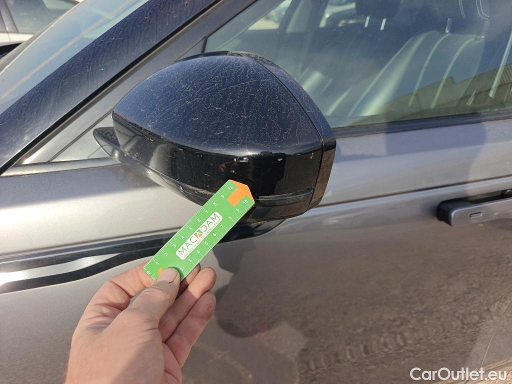  Land Rover  Range Rover LAND ROVER  Velar / 2017 / 5P / todoterreno 2.0 I4 PHEV 297kW (404CV) S 4WD Auto #40