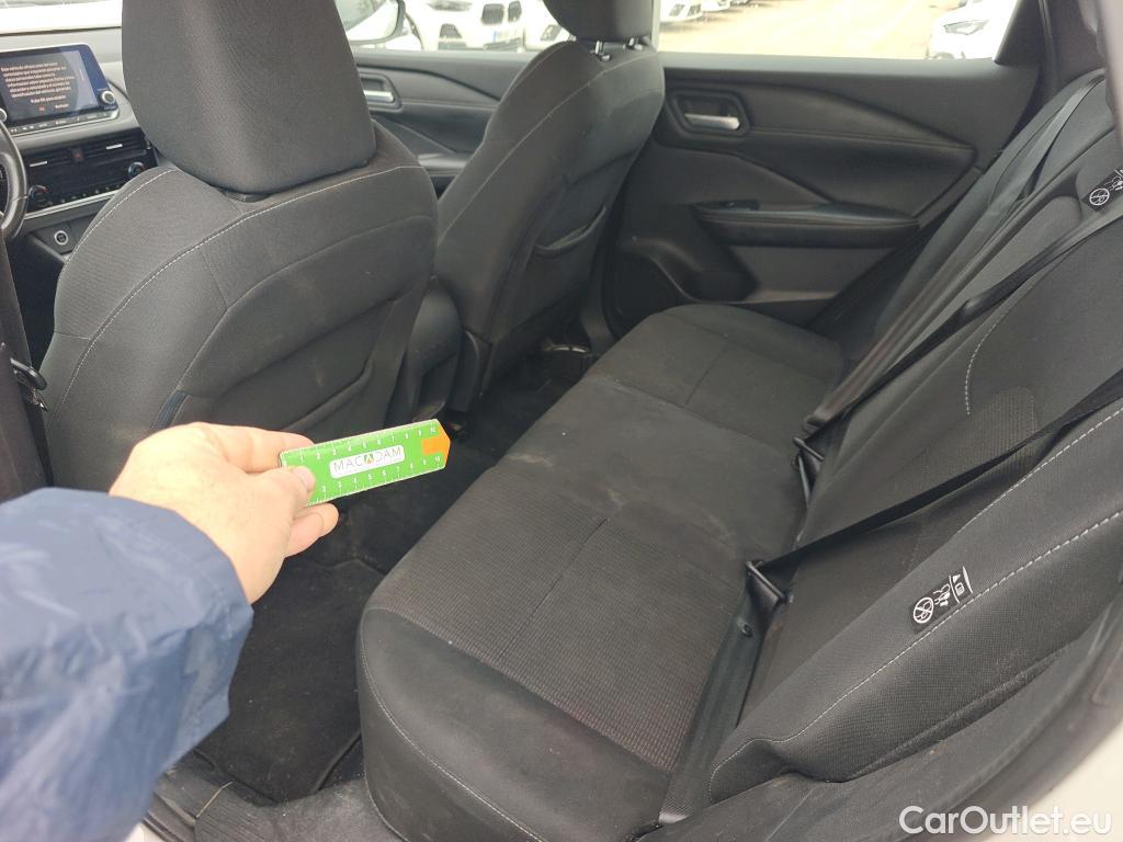  Nissan  Qashqai NISSAN  / 2021 / 5P / todoterreno DIG-T 116kW (158CV) mHEV Xtronic Acenta (AC2) #4