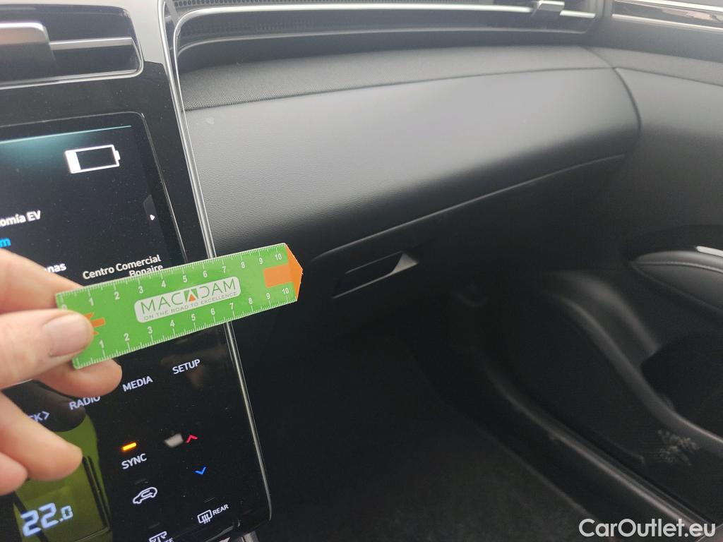  Hyundai  Tucson HYUNDAI  / 2020 / 5P / todoterreno 1.6 TGDI PHEV 195kW Tecno Sky Auto 4x4 #12