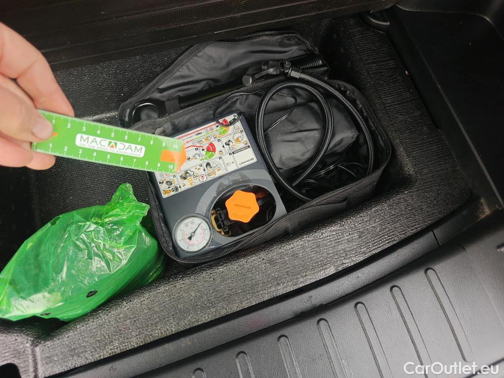  Hyundai  Tucson HYUNDAI  / 2020 / 5P / todoterreno 1.6 TGDI PHEV 195kW Tecno Sky Auto 4x4 #4