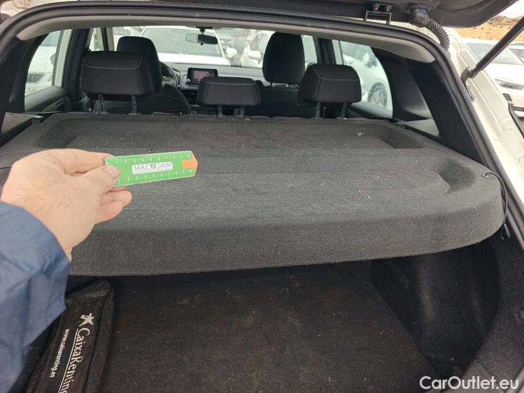  Nissan  Qashqai NISSAN  / 2021 / 5P / todoterreno DIG-T 116kW (158CV) mHEV Xtronic Acenta (AC2) #3