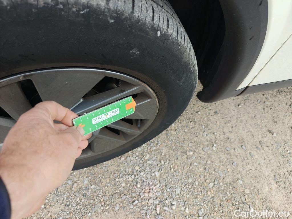  Nissan  Qashqai NISSAN  / 2021 / 5P / todoterreno DIG-T 116kW (158CV) mHEV Xtronic Acenta (AC2) #6