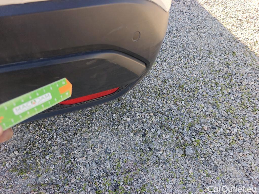  Nissan  Qashqai NISSAN  / 2021 / 5P / todoterreno DIG-T 116kW (158CV) mHEV Xtronic Acenta (AC2) #21