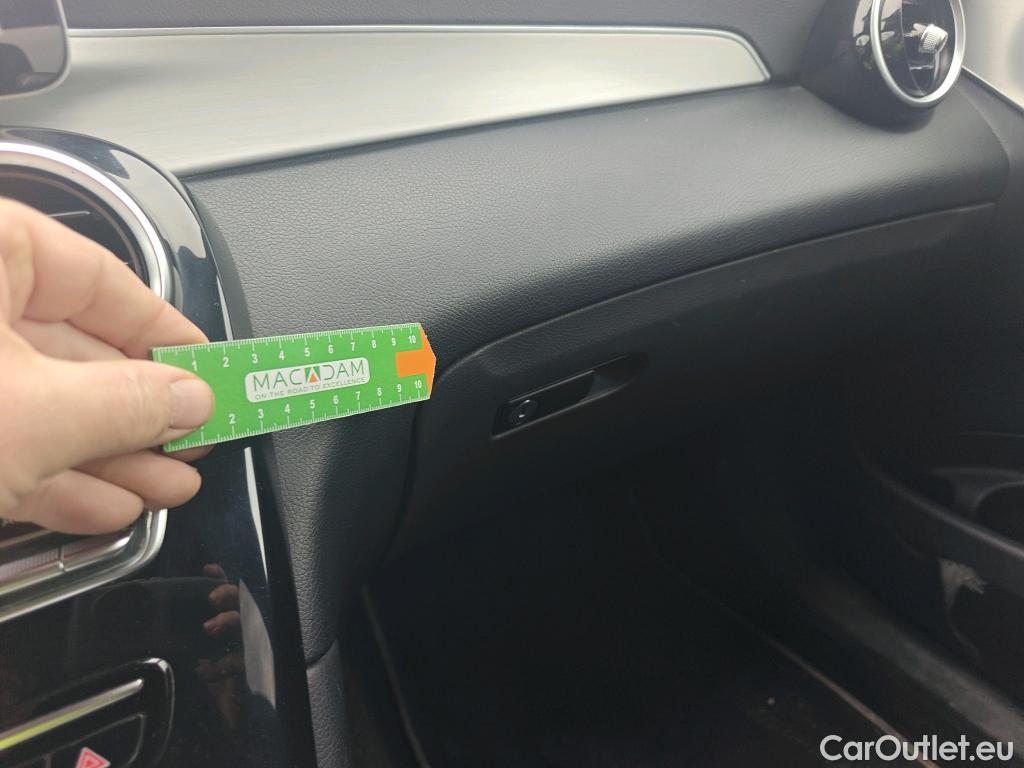  Mercedes  G-Klasee MERCEDES-BENZ GLC Coupé / 2019 / 5P / coupé GLC 300 de 4MATIC #7