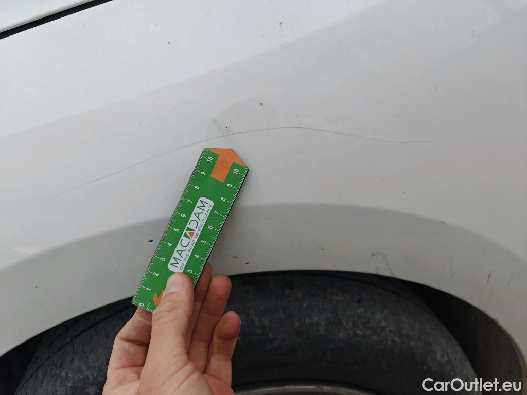  Opel  Corsa OPEL  / 2019 / 5P / berlina con portón 1.5D DT 74kW (100CV) Edition #18