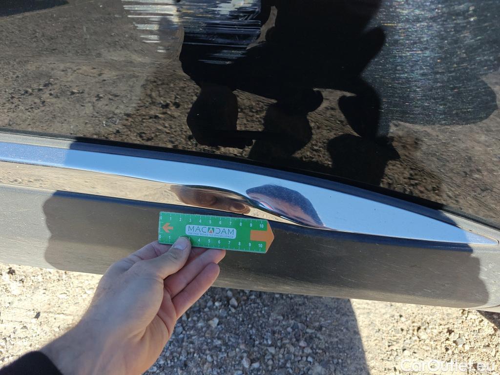  Peugeot  3008 PEUGEOT  Hybrid / 2020 / 5P / todoterreno 225 e-EAT8 Allure #4