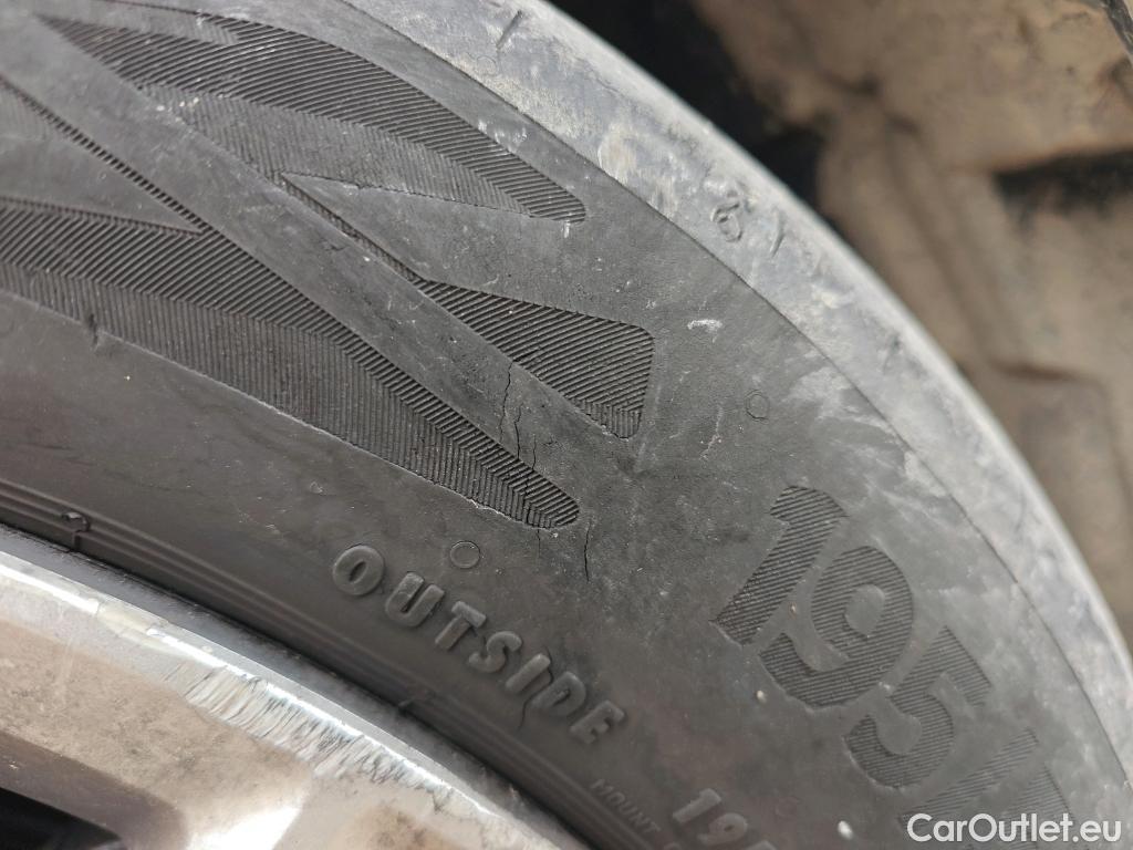  Opel  Corsa OPEL  / 2019 / 5P / berlina con portón 1.5D DT 74kW (100CV) Edition #33