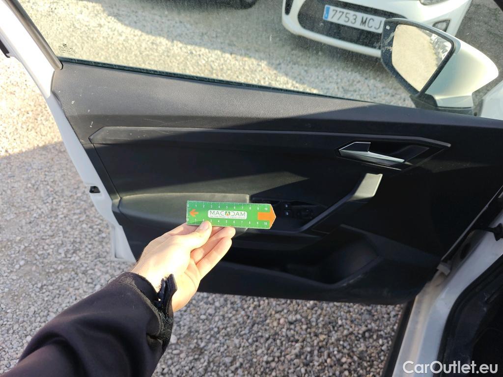  Seat  Arona SEAT  / 2017 / 5P / todoterreno 1.0 TSI 81kW (110CV) Style Plus (AC) #14