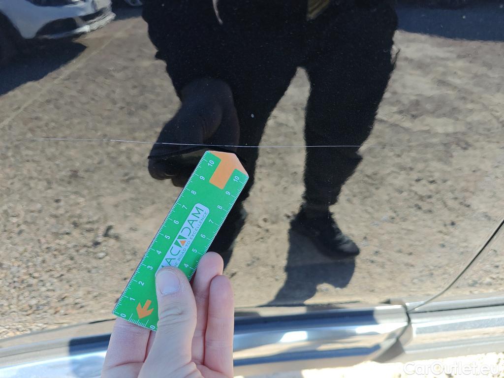  Peugeot  3008 PEUGEOT  Hybrid / 2020 / 5P / todoterreno 225 e-EAT8 Allure #41