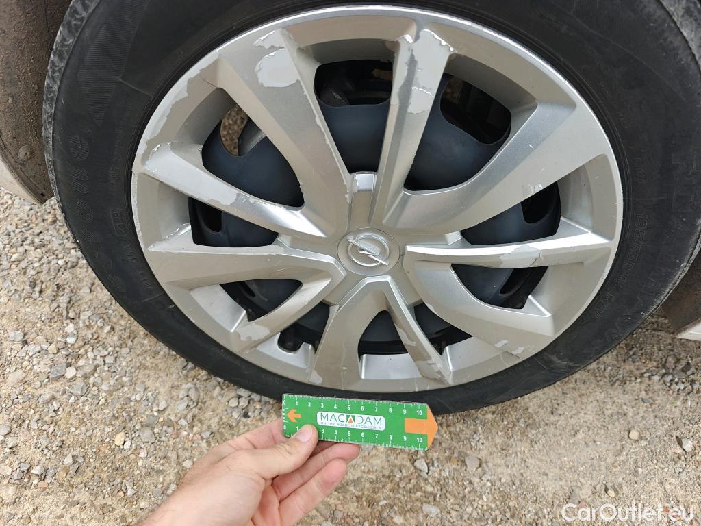  Opel  Corsa OPEL  / 2019 / 5P / berlina con portón 1.5D DT 74kW (100CV) Edition #57