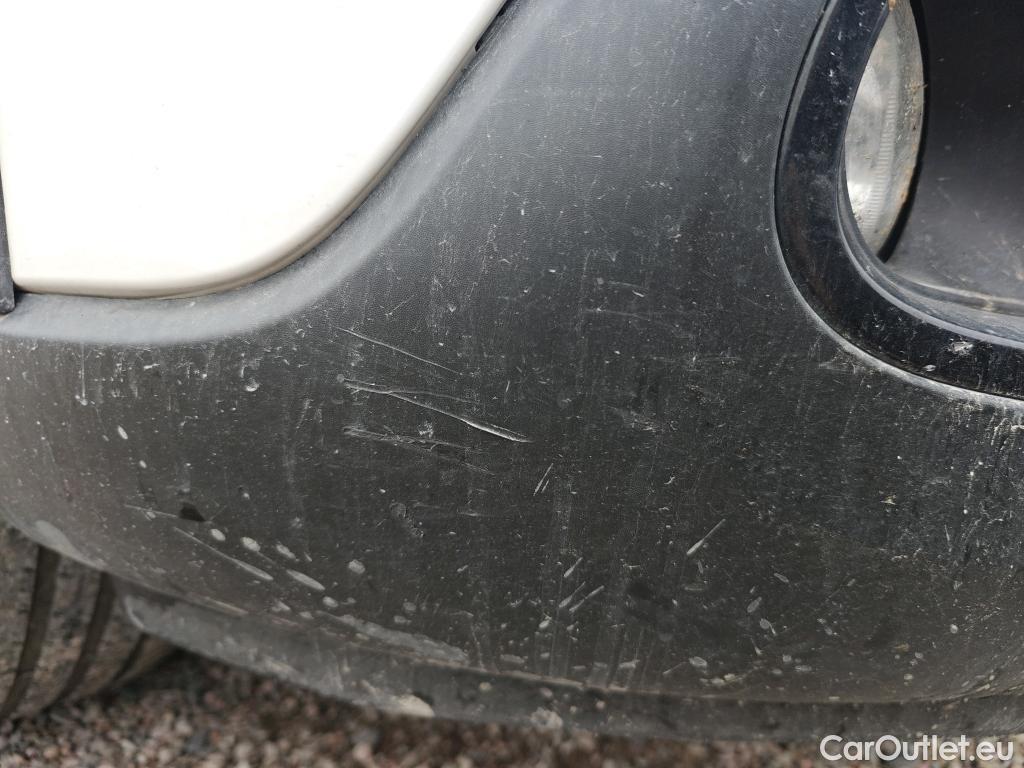  Citroen  C3 CITROEN  / 2020 / 5P / berlina con portón PureTech 60KW (83CV) FEEL #30