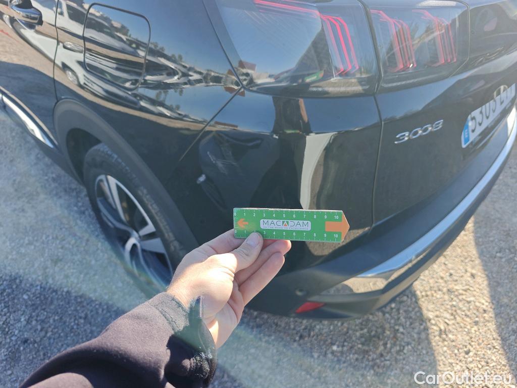  Peugeot  3008 PEUGEOT  Hybrid / 2020 / 5P / todoterreno 225 e-EAT8 Allure #37