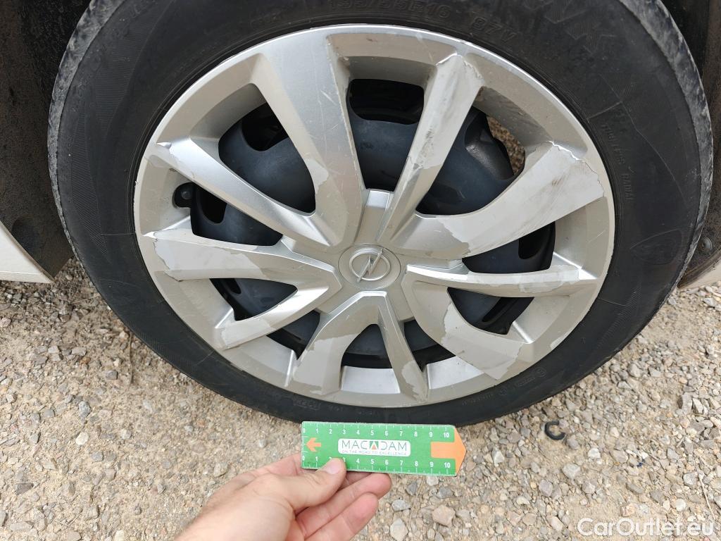  Opel  Corsa OPEL  / 2019 / 5P / berlina con portón 1.5D DT 74kW (100CV) Edition #60