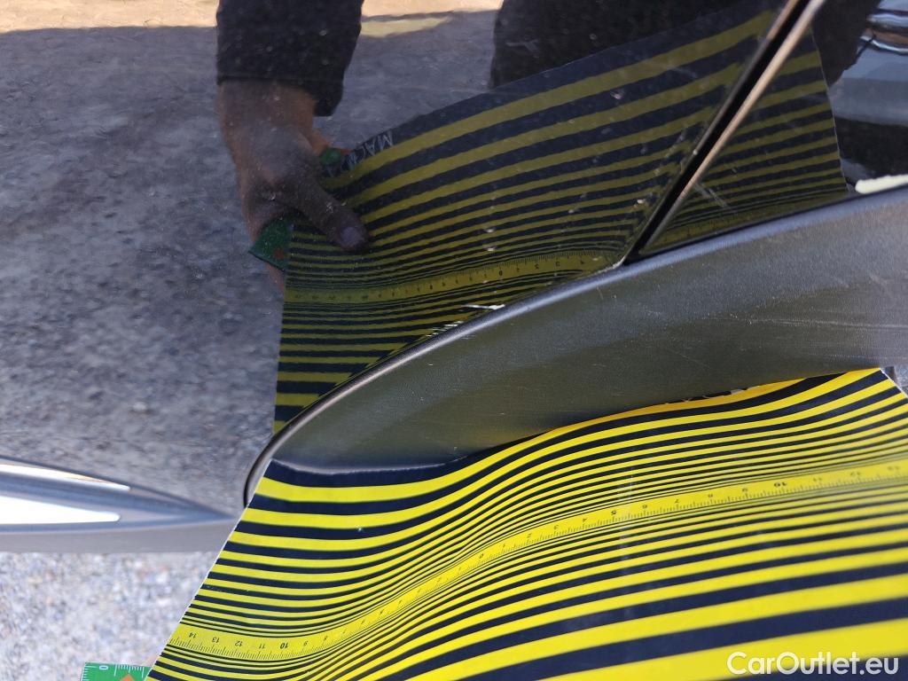  Peugeot  3008 PEUGEOT  Hybrid / 2020 / 5P / todoterreno 225 e-EAT8 Allure #34