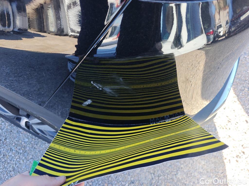  Peugeot  3008 PEUGEOT  Hybrid / 2020 / 5P / todoterreno 225 e-EAT8 Allure #38