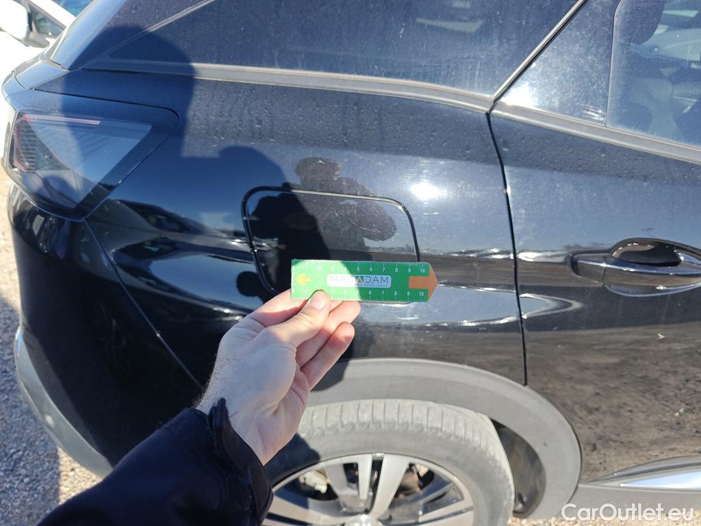  Peugeot  3008 PEUGEOT  Hybrid / 2020 / 5P / todoterreno 225 e-EAT8 Allure #64