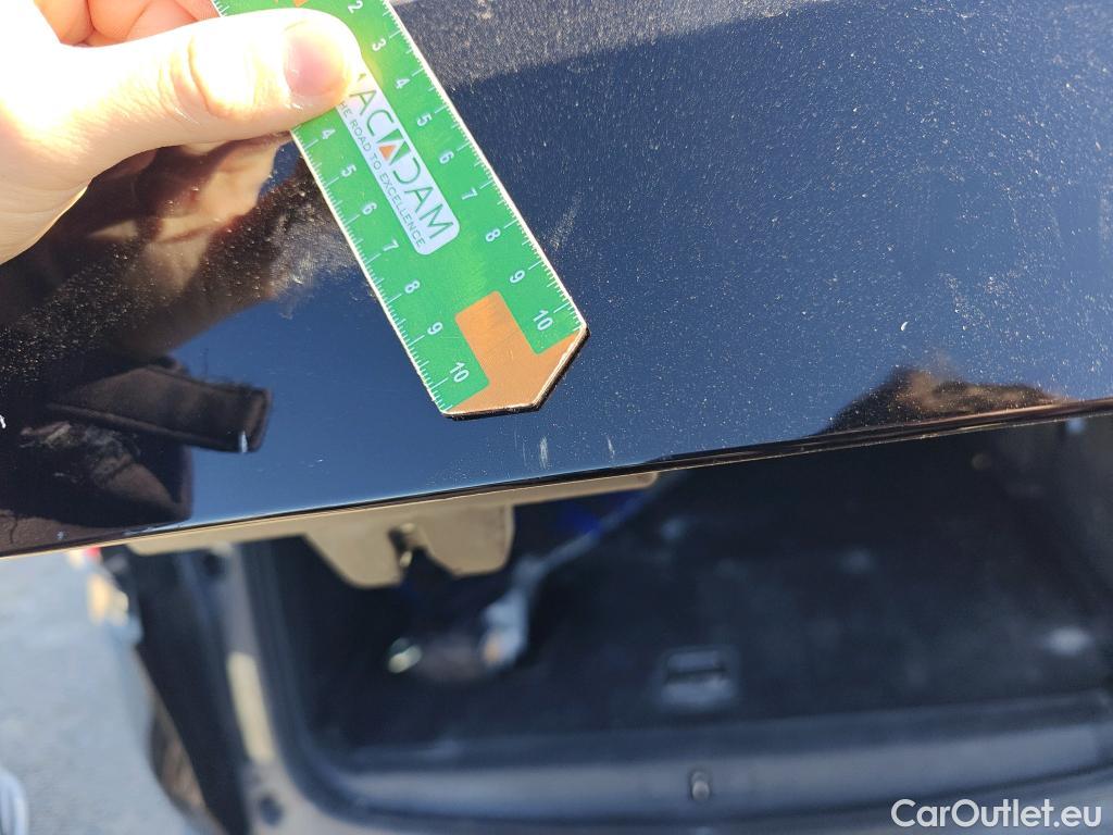  Peugeot  3008 PEUGEOT  Hybrid / 2020 / 5P / todoterreno 225 e-EAT8 Allure #12