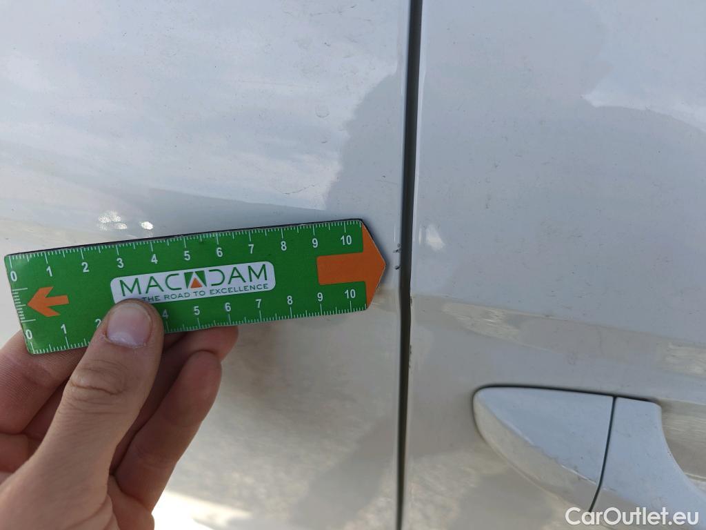  Seat  Arona SEAT  / 2017 / 5P / todoterreno 1.0 TSI 81kW (110CV) Style Plus (AC) #38