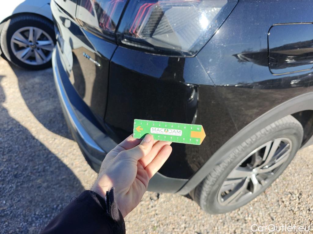  Peugeot  3008 PEUGEOT  Hybrid / 2020 / 5P / todoterreno 225 e-EAT8 Allure #75