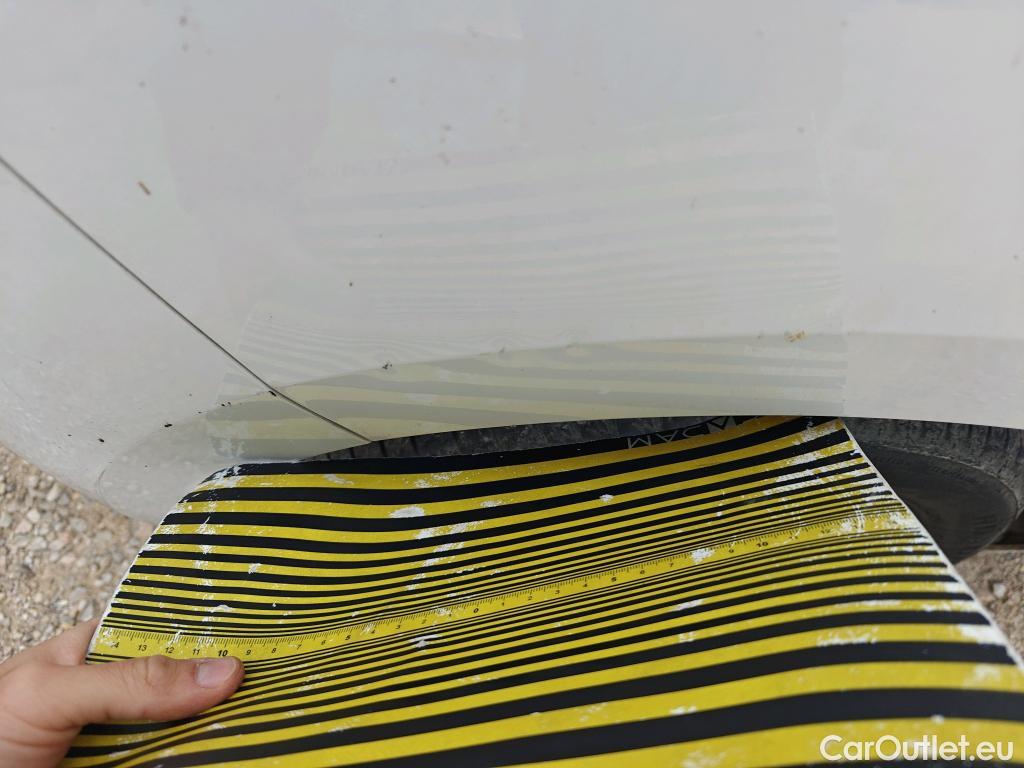  Opel  Corsa OPEL  / 2019 / 5P / berlina con portón 1.5D DT 74kW (100CV) Edition #28