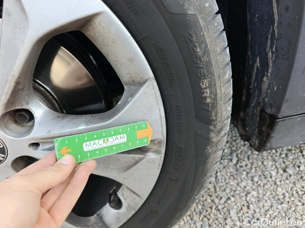  Bmw  X2 BMW  / 2017 / 5P / todoterreno sDrive18d (AC) #26