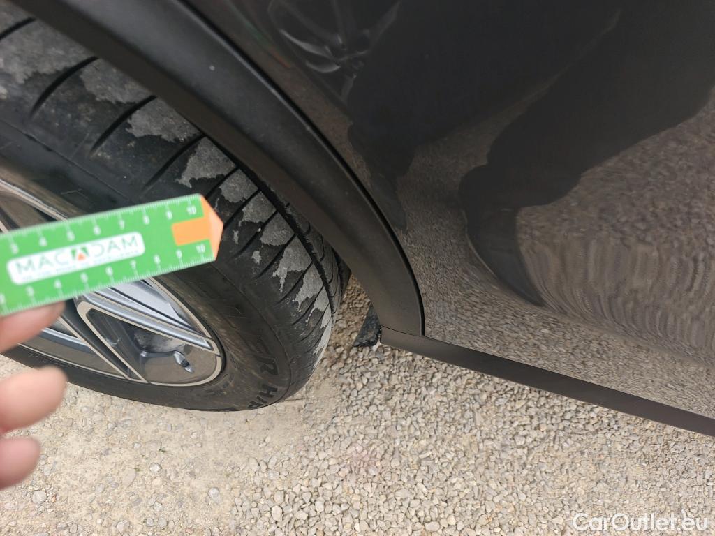  Mercedes  G-Klasee MERCEDES-BENZ GLC Coupé / 2019 / 5P / coupé GLC 300 de 4MATIC #24