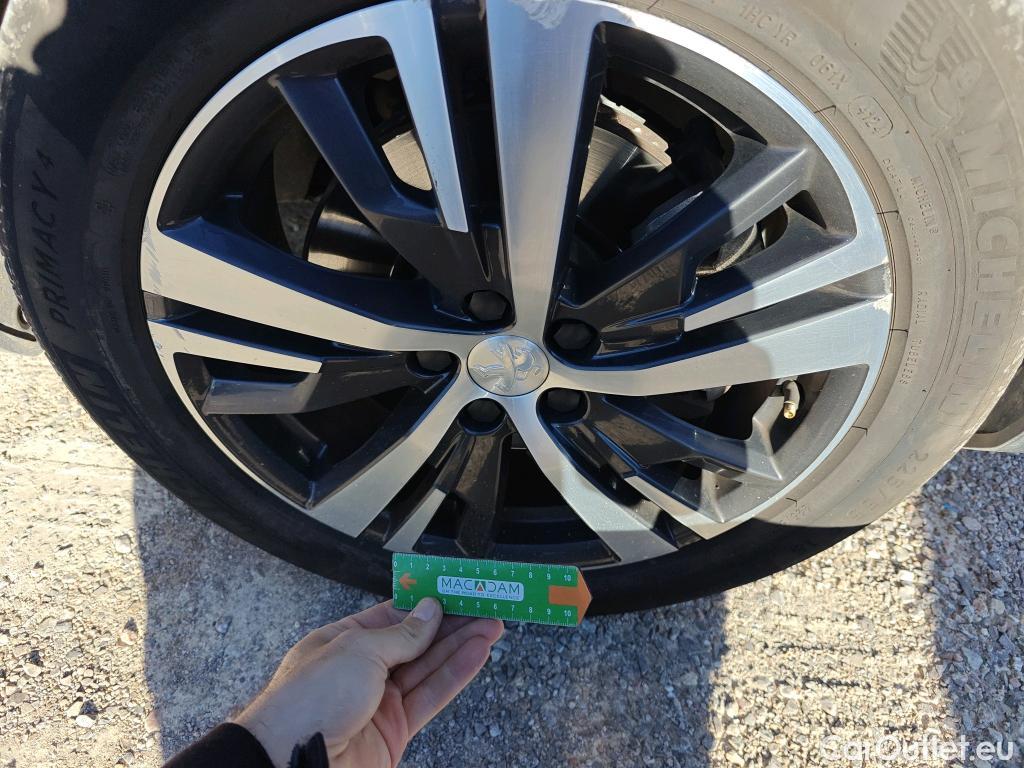  Peugeot  3008 PEUGEOT  Hybrid / 2020 / 5P / todoterreno 225 e-EAT8 Allure #14