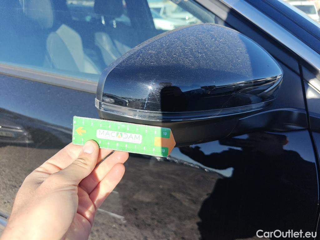  Peugeot  3008 PEUGEOT  Hybrid / 2020 / 5P / todoterreno 225 e-EAT8 Allure #69