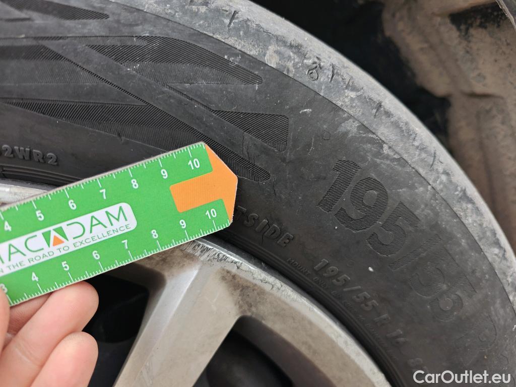  Opel  Corsa OPEL  / 2019 / 5P / berlina con portón 1.5D DT 74kW (100CV) Edition #32