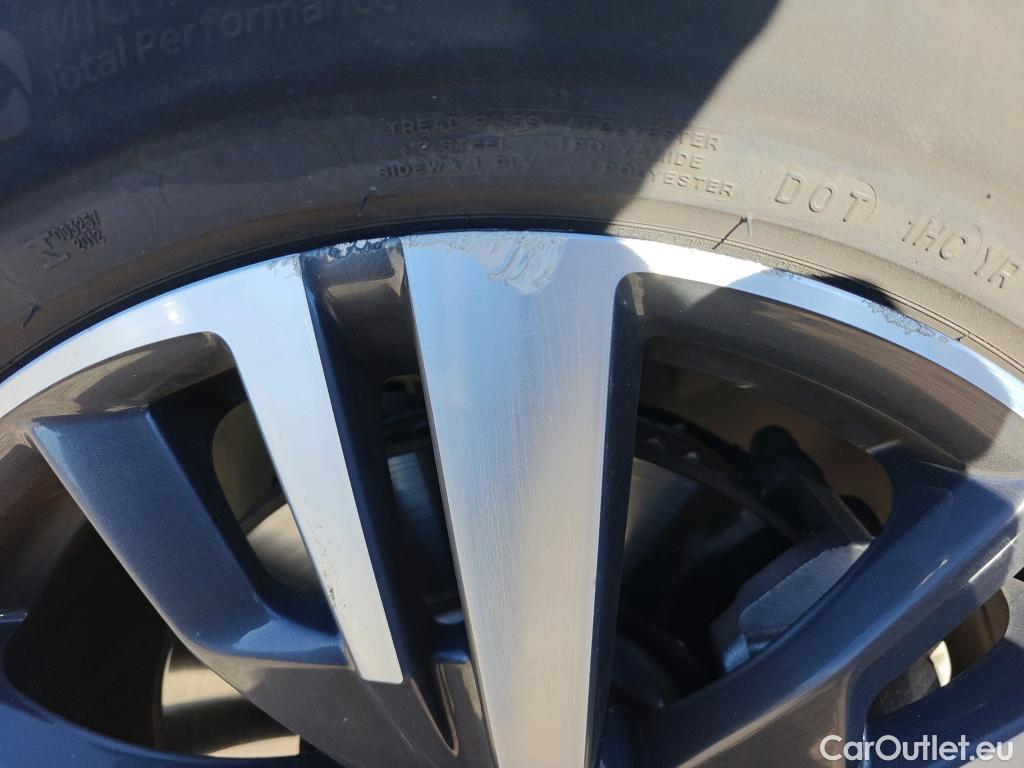  Peugeot  3008 PEUGEOT  Hybrid / 2020 / 5P / todoterreno 225 e-EAT8 Allure #15