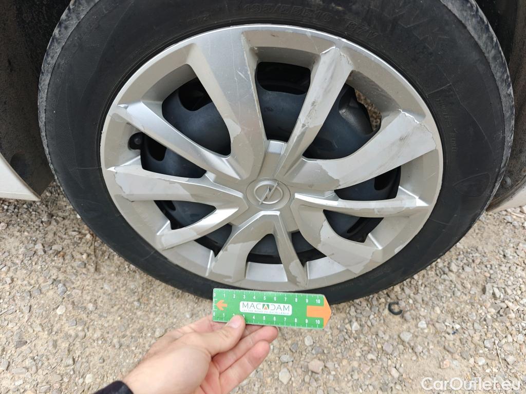  Opel  Corsa OPEL  / 2019 / 5P / berlina con portón 1.5D DT 74kW (100CV) Edition #59