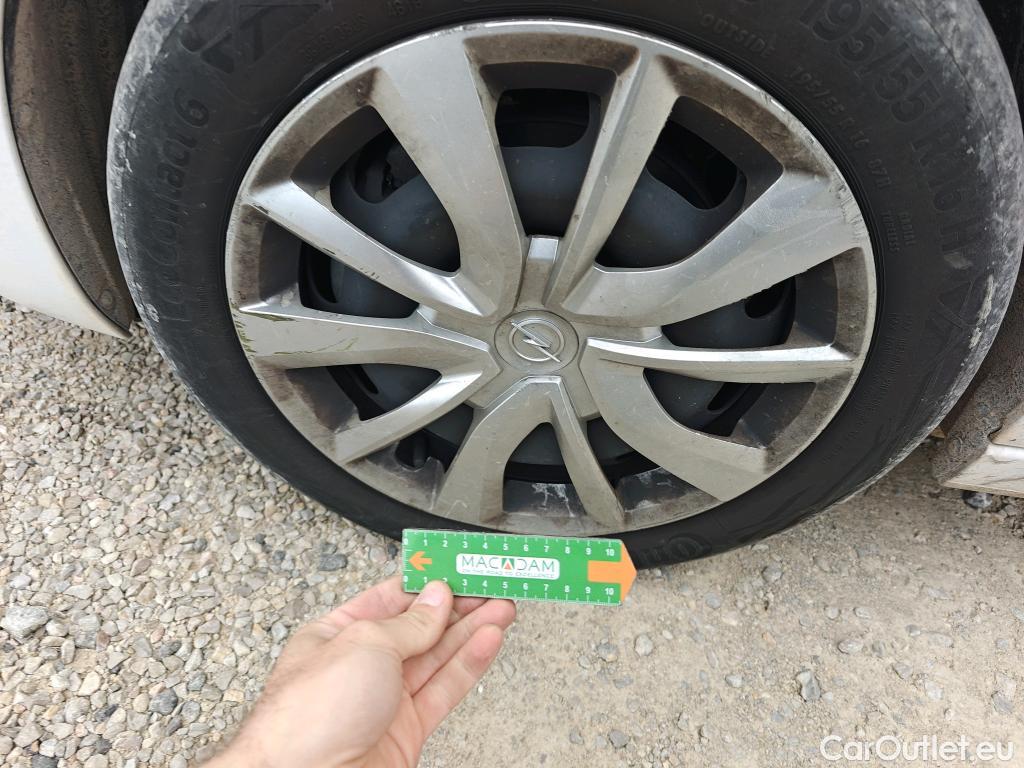  Opel  Corsa OPEL  / 2019 / 5P / berlina con portón 1.5D DT 74kW (100CV) Edition #64