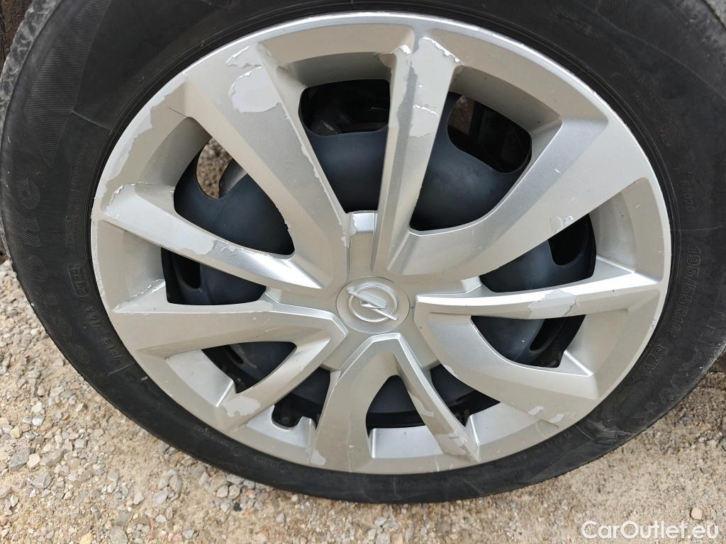  Opel  Corsa OPEL  / 2019 / 5P / berlina con portón 1.5D DT 74kW (100CV) Edition #58