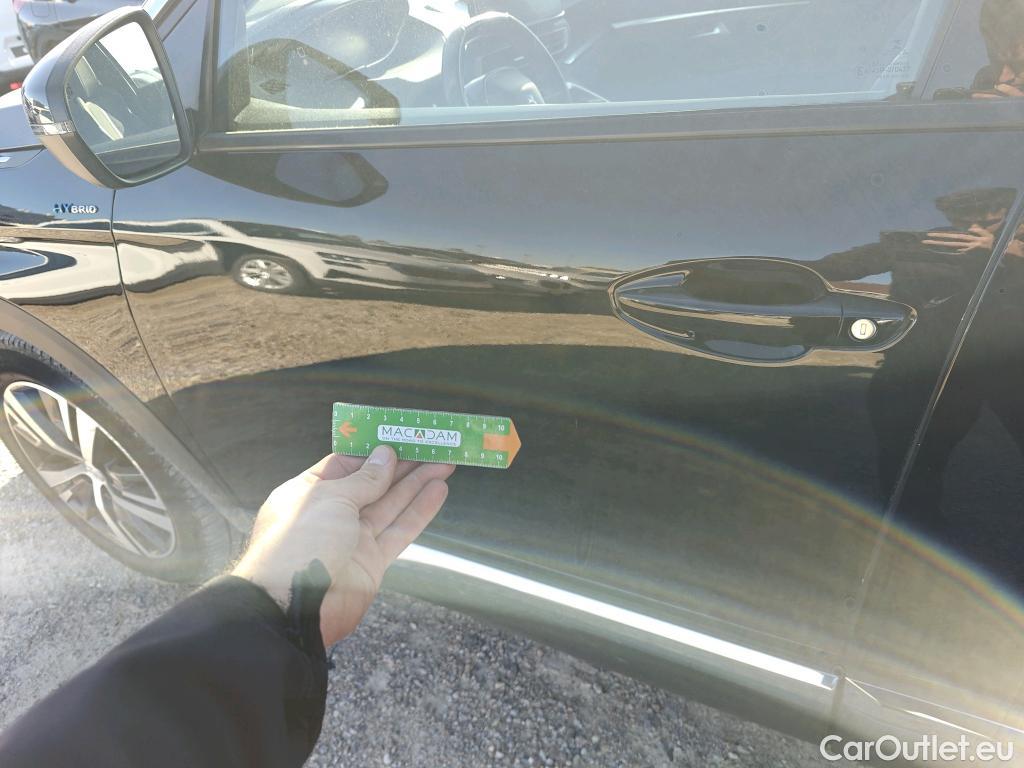  Peugeot  3008 PEUGEOT  Hybrid / 2020 / 5P / todoterreno 225 e-EAT8 Allure #30