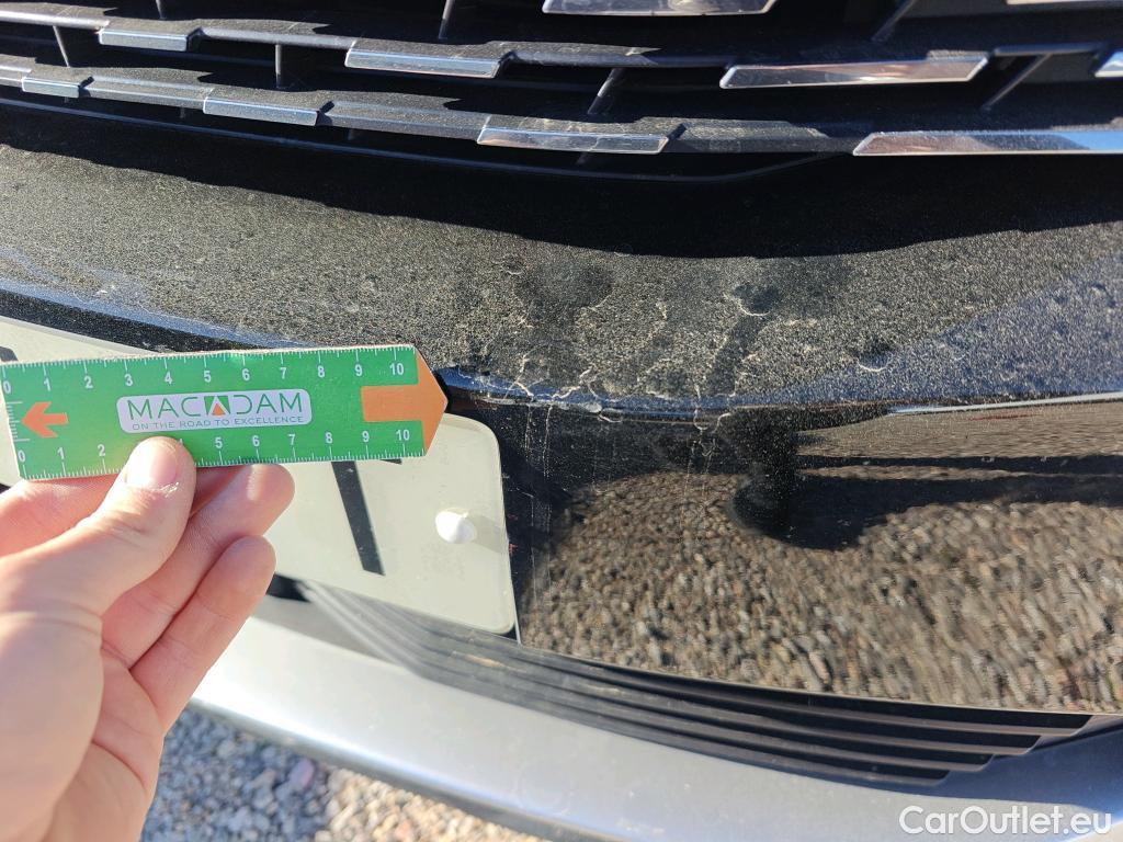  Peugeot  3008 PEUGEOT  Hybrid / 2020 / 5P / todoterreno 225 e-EAT8 Allure #55