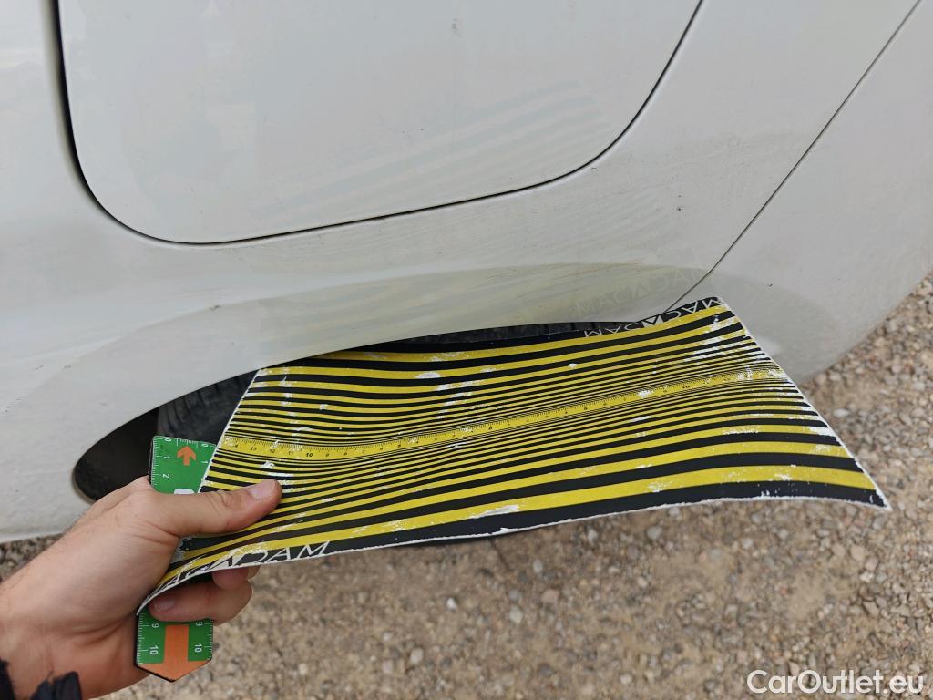  Opel  Corsa OPEL  / 2019 / 5P / berlina con portón 1.5D DT 74kW (100CV) Edition #5