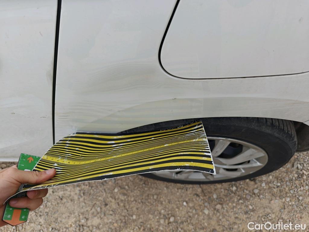  Opel  Corsa OPEL  / 2019 / 5P / berlina con portón 1.5D DT 74kW (100CV) Edition #4