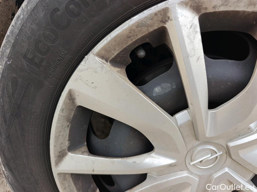  Opel  Corsa OPEL  / 2019 / 5P / berlina con portón 1.5D DT 74kW (100CV) Edition #63