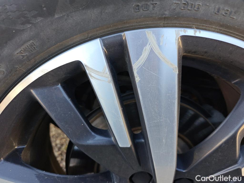  Peugeot  3008 PEUGEOT  Hybrid / 2020 / 5P / todoterreno 225 e-EAT8 Allure #21