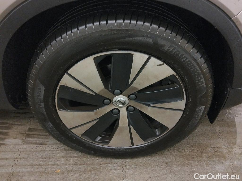  Volvo  XC 40 VOLVO XC40 / 2017 / 5P / todoterreno 1.5 T3 Momentum Pro Auto #1