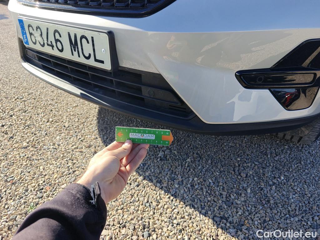  Volvo  XC 40 VOLVO XC40 / 2021 / 5P / todoterreno 2.0 B3 G Plus Dark Auto #24