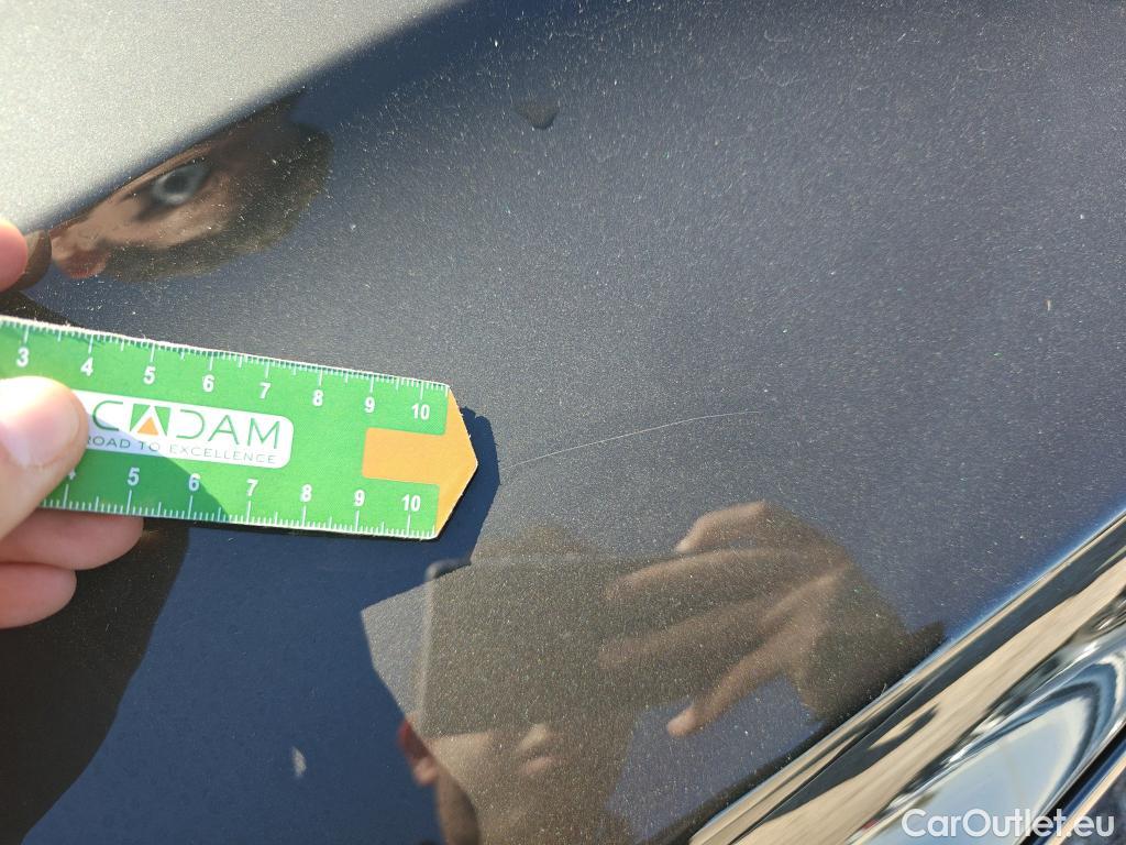  Volvo  XC60 VOLVO  / 2017 / 5P / todoterreno 2.0 B4 D Momentum Pro Auto #32